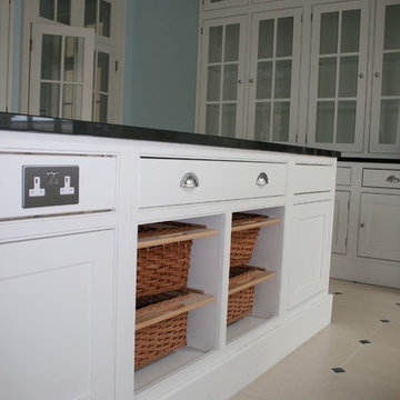 Designwood ltd bespoke inframe kitchen