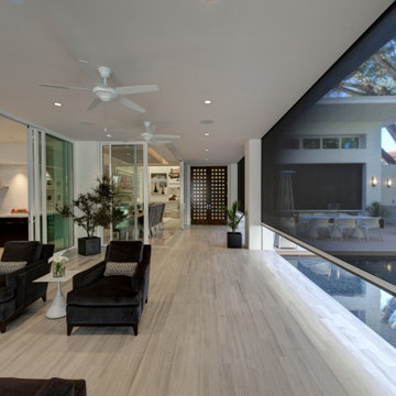 Outdoor Living (Executive Power Screens)