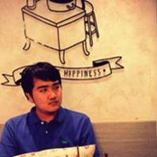 Pop Utaipat's photo