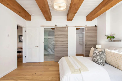 Example of a bedroom design in New York