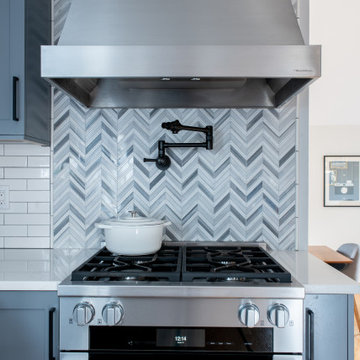Showpiece Family Kitchen