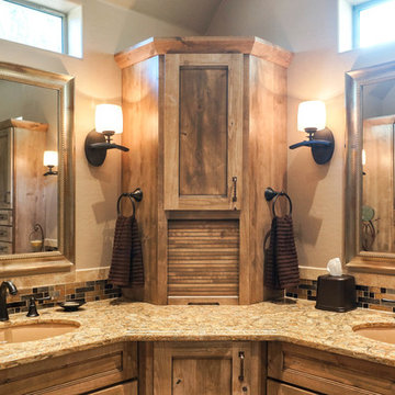 Warm and Welcoming Country-Style Master Bathroom