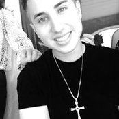 Giulienne Longo's photo