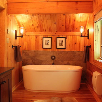 LAURENTIANS CHALET