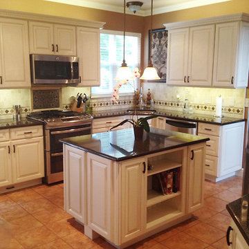 Diamond Cabinets - Henderson in Toasted Almond Kitchen