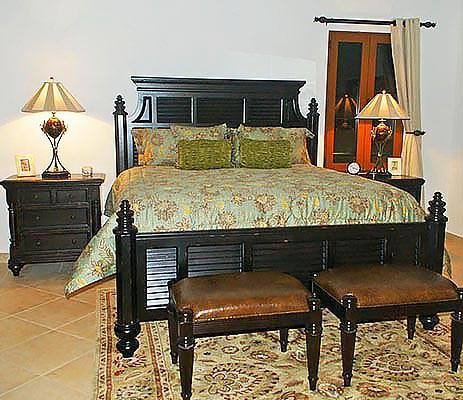 Traditional Caribbean Bedroom Design Ideas, Remodels & Photos | Houzz
