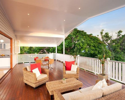 Large Farmhouse Balcony Design Ideas, Remodels & Photos