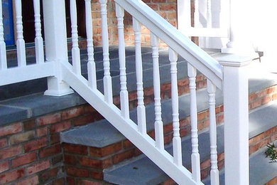 Elegant staircase photo in New York