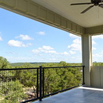 Farmhouse: 3,153 ft²/4 bd/3 bth/2ST