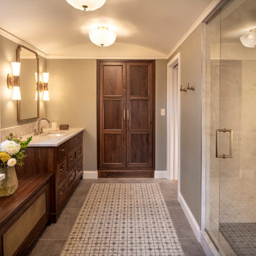 Lake of The Isles Bathrooms