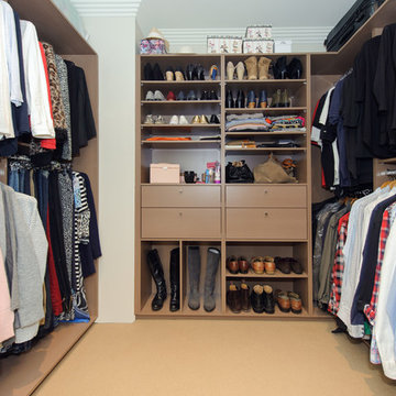 Walk In Wardrobe Castle Hill- Finish Polytec Hazel Strata