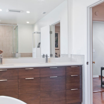 Encino Luxury Master Bath Transformation – Bathtub & Vanity Design