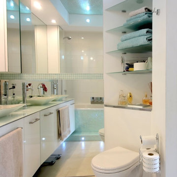 Small mosaic bathroom