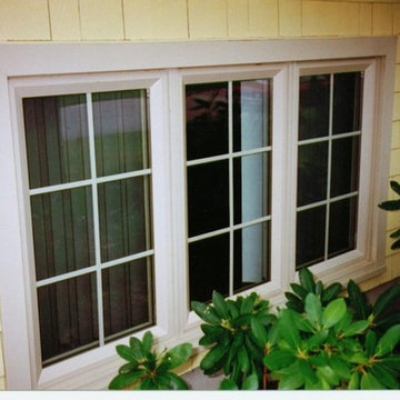 Triple casement with grids