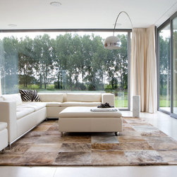 Pinto - Flooring