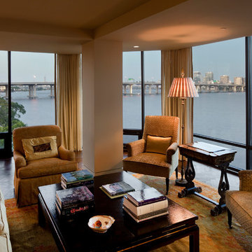 Riverside Contemporary Condo