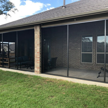 Full View Screen Room With Floor-to-Ceiling Panels - San Antonio, TX