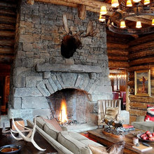 WILDER LIVING ROOM