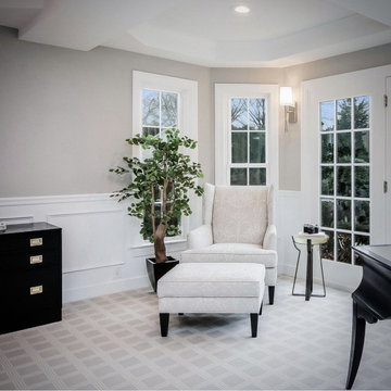 TRANSITIONAL FEMININE HOME OFFICE
