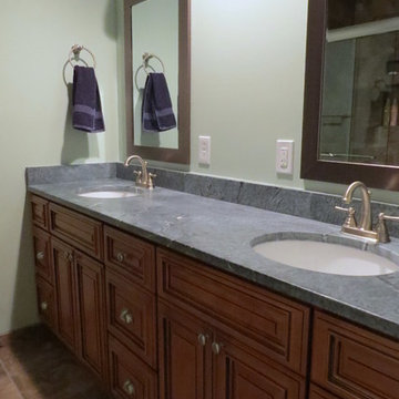 Kerry's Master Bathroom