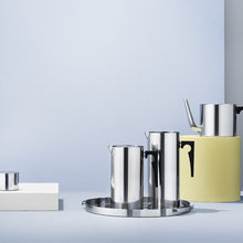 Designikon: Historien bakom Steltons minimalistiska kannor