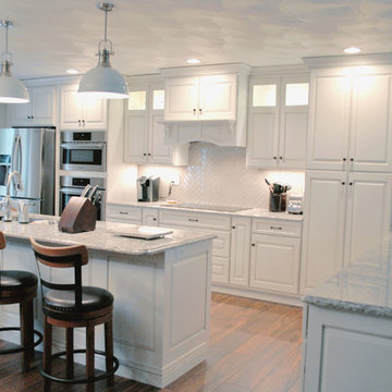 Transitional White Kitchen