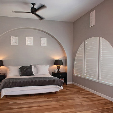 Hunter Douglas NewStyle® hybrid shutters