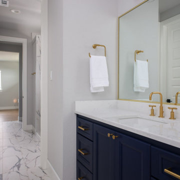 Modern: 4,950 ft², 4 BR/4 BA/2 ST home