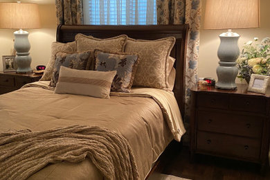 Inspiration for a bedroom remodel in New Orleans