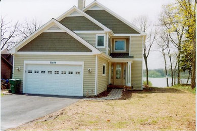 Trendy exterior home photo in Chicago
