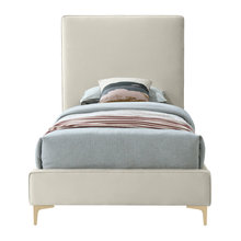 twin beds