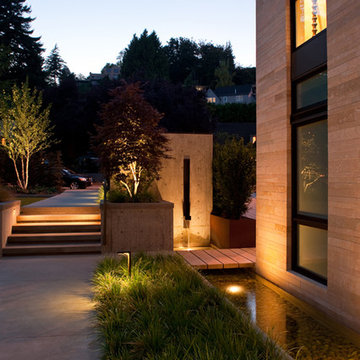 Hilltop Courtyard