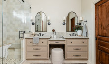 10 Beautiful Bathrooms With Makeup Vanities