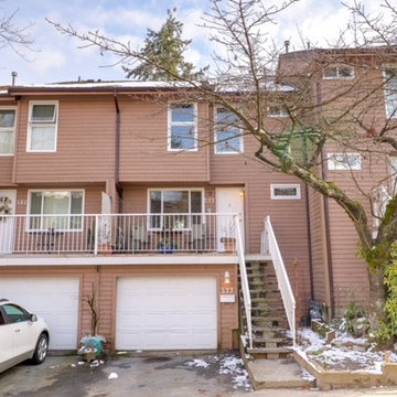 New Listing For Sale!
