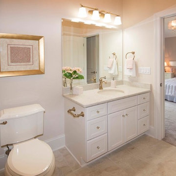 Hawthorne 2018 MBA Parade of Homes Model - kids bath
