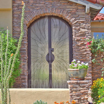 Swirl Iron & Glass Enclosure