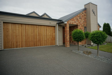 Inspiration for a modern garage in Christchurch.