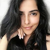 Thays Aguiar's photo