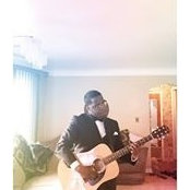 Ron Bluu's photo