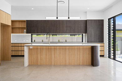 Design ideas for a kitchen in Gold Coast - Tweed.