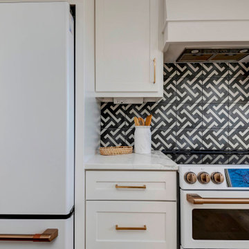 Livable Contemporary Kitchen - Designed by Fernanda Edwards