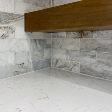 Caddy Court Kitchen & Mainfloor Remodel Before/Afters