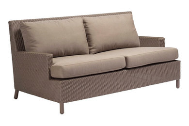Sofas & Sectionals