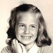 Sandi Bauer's photo