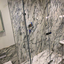 Noel - Bathroom