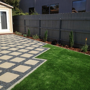 Concrete Steppers & Mexican Beach Pebble