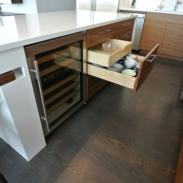 Custom Kitchen with High Grade Plastic Finished Cabinets