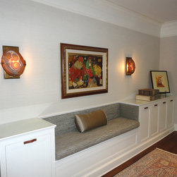 Master Suite Sitting Area - Accent And Storage Benches