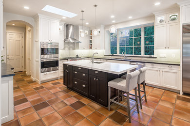Kitchen photo in San Francisco