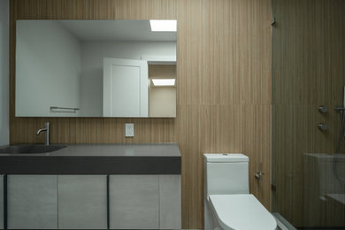 Bathroom - contemporary bathroom idea in Vancouver